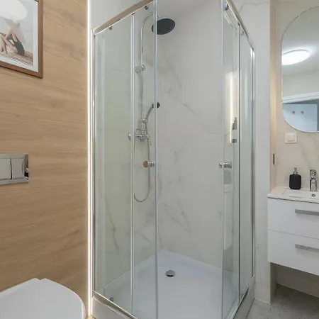 Luxury Barnim Veron By Bookinghost * Stettino