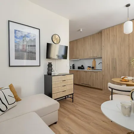 Luxury Barnim Vernon By Bookinghost