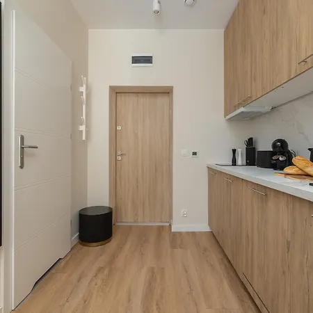 Luxury Barnim Veron By Bookinghost Appartamento Stettino