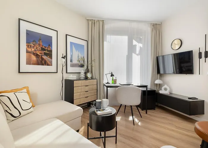 Apartment Luxury Barnim Vernon By Bookinghost