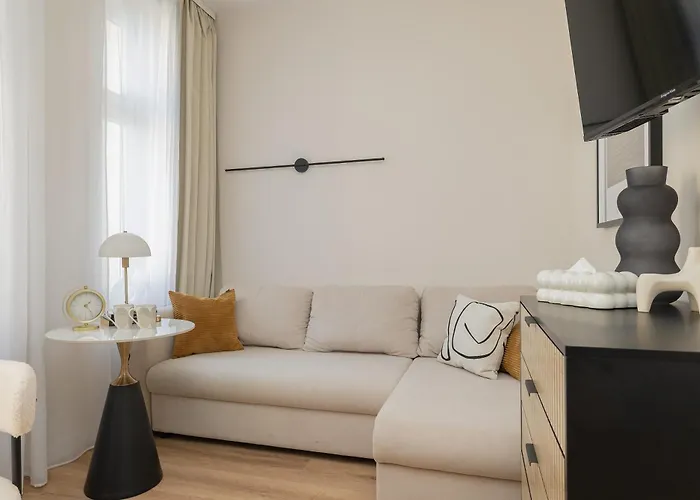 Luxury Barnim Vernon By Bookinghost Apartment