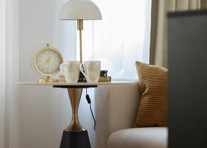 Luxury Barnim Vernon By Bookinghost