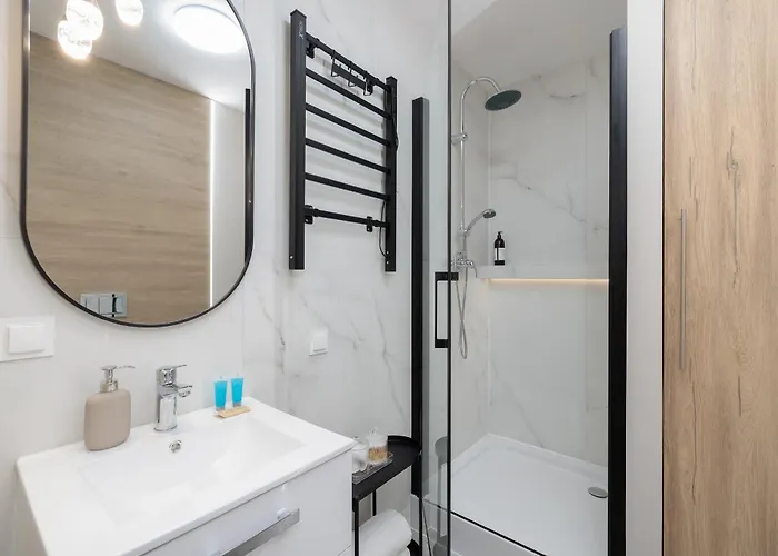 Apartment Luxury Barnim Vernon By Bookinghost