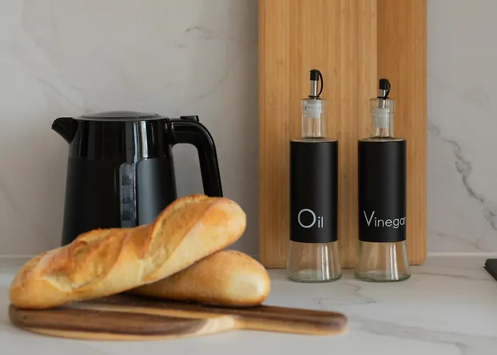 Luxury Barnim Vernon By Bookinghost *