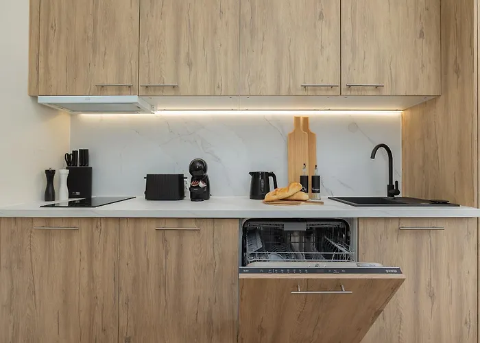 Luxury Barnim Vernon By Bookinghost